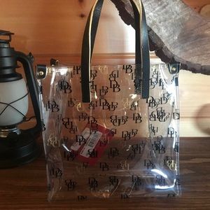 NWT Dooney and Bourne lunch bag!